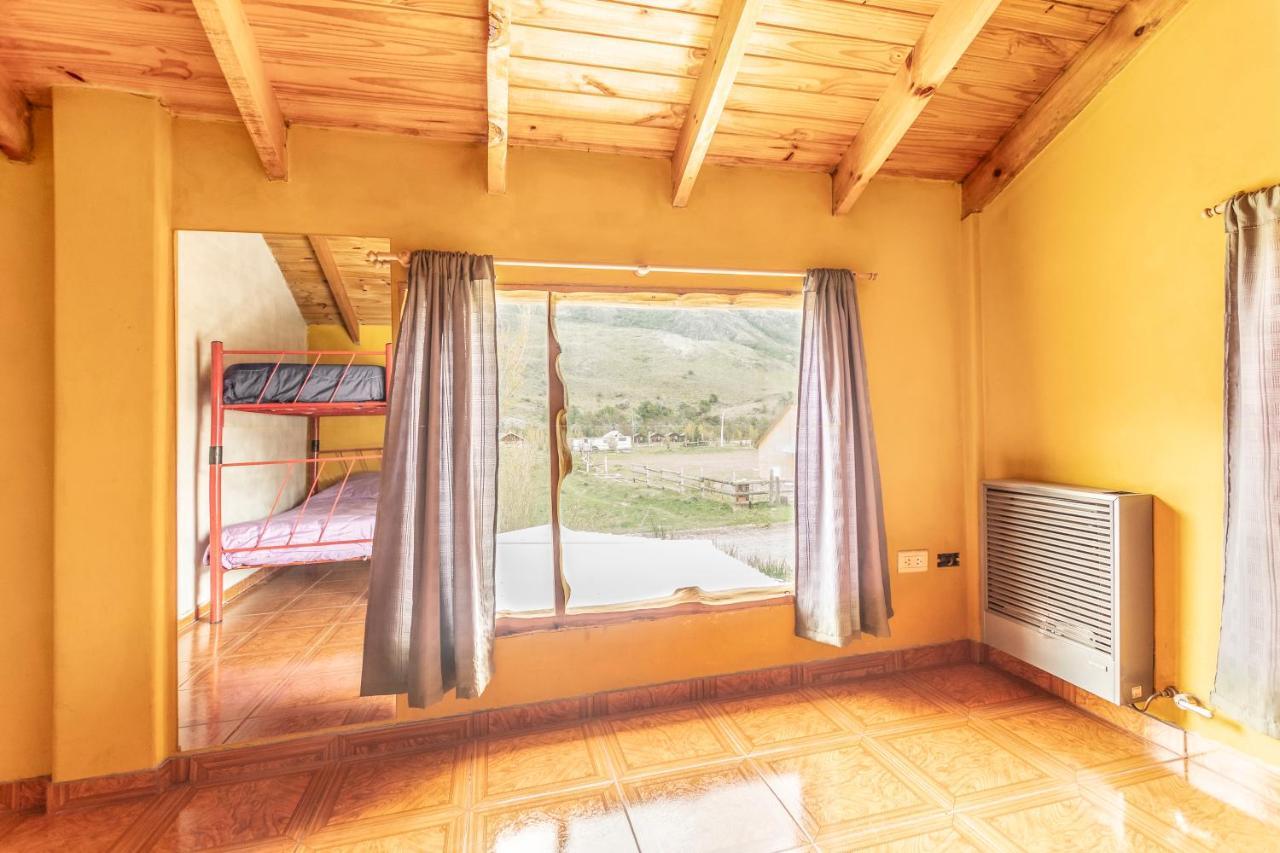 Hostel Luna Country El Chaltén Zewnętrze zdjęcie