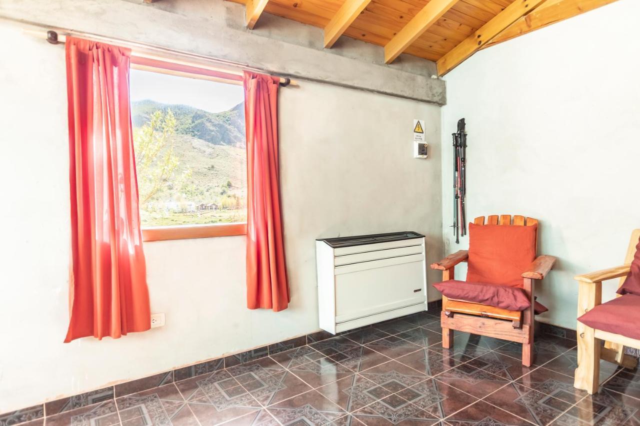 Hostel Luna Country El Chaltén Zewnętrze zdjęcie