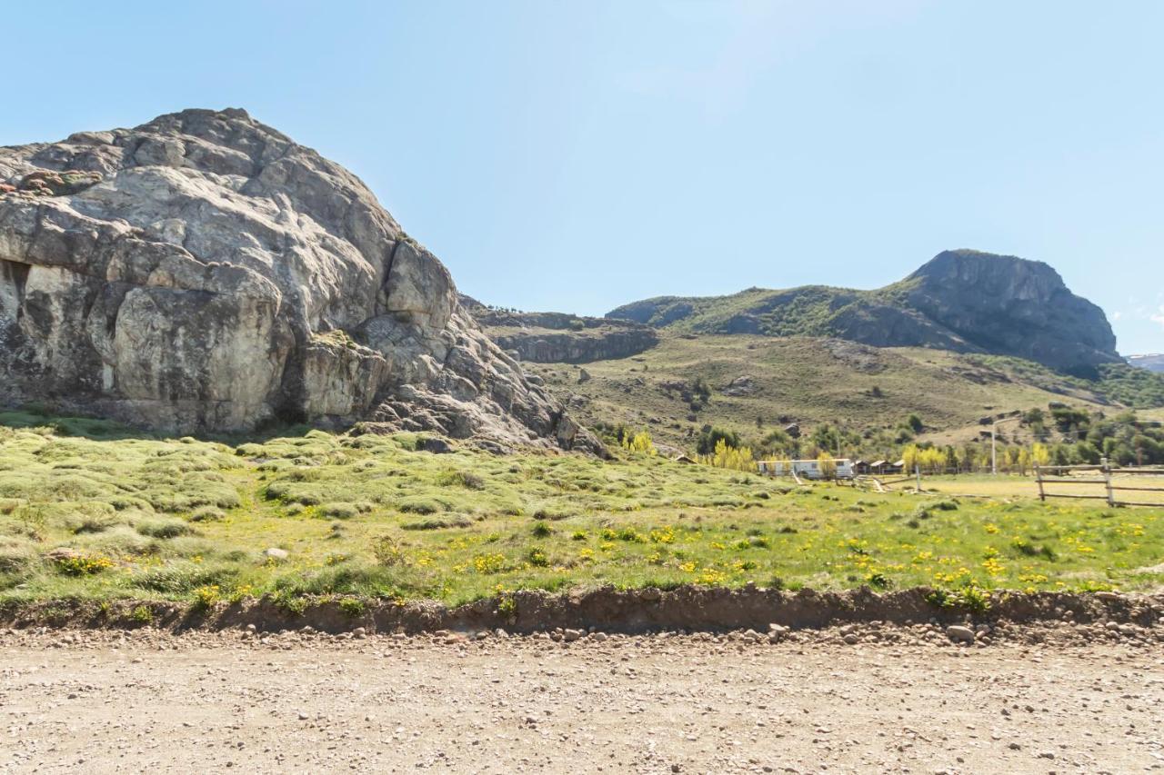 Hostel Luna Country El Chaltén Zewnętrze zdjęcie