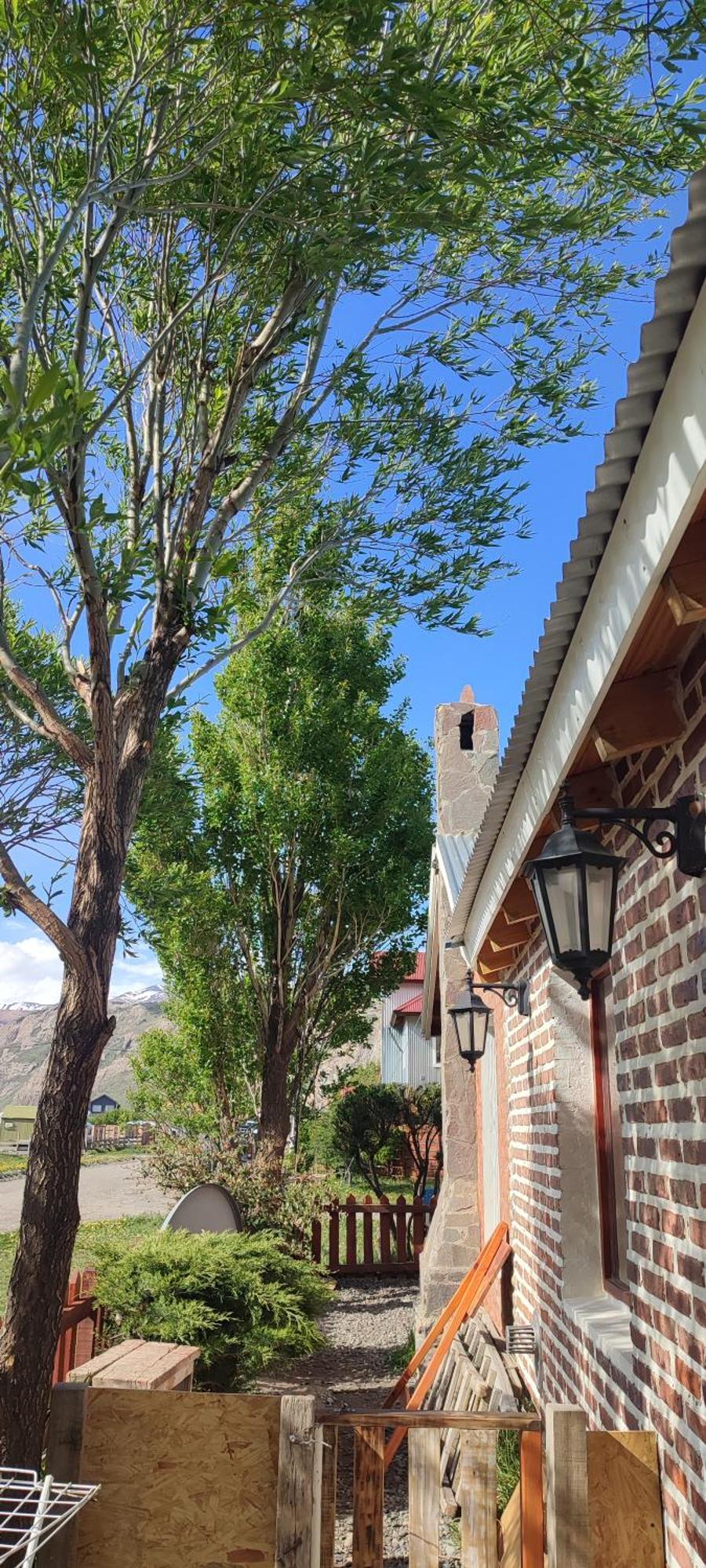Hostel Luna Country El Chaltén Zewnętrze zdjęcie