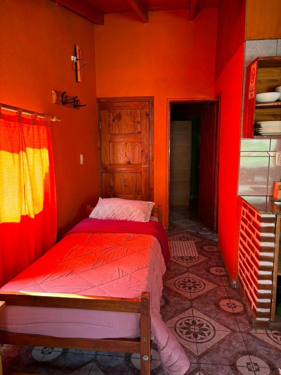 Hostel Luna Country El Chaltén Zewnętrze zdjęcie