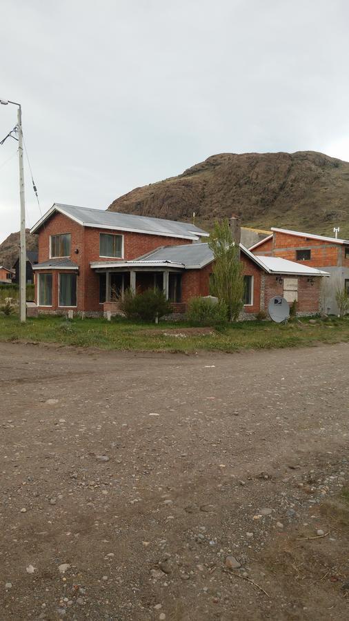 Hostel Luna Country El Chaltén Zewnętrze zdjęcie